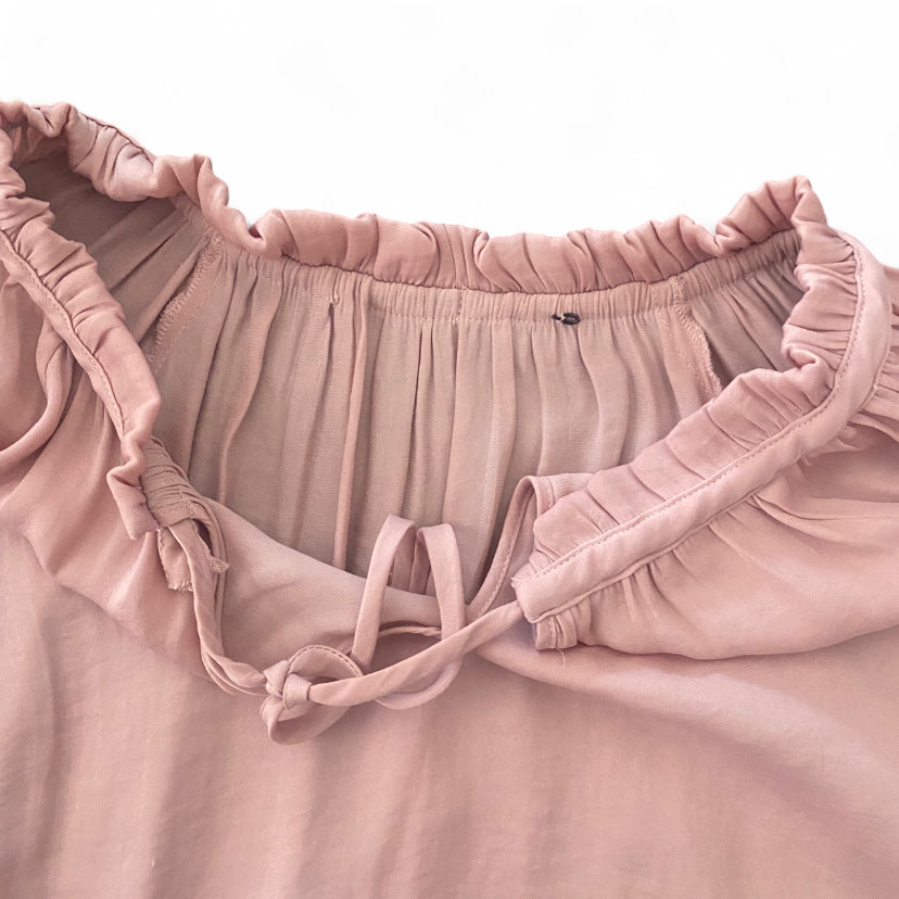 Pretty pink ruched tie up top with balloon sleeves