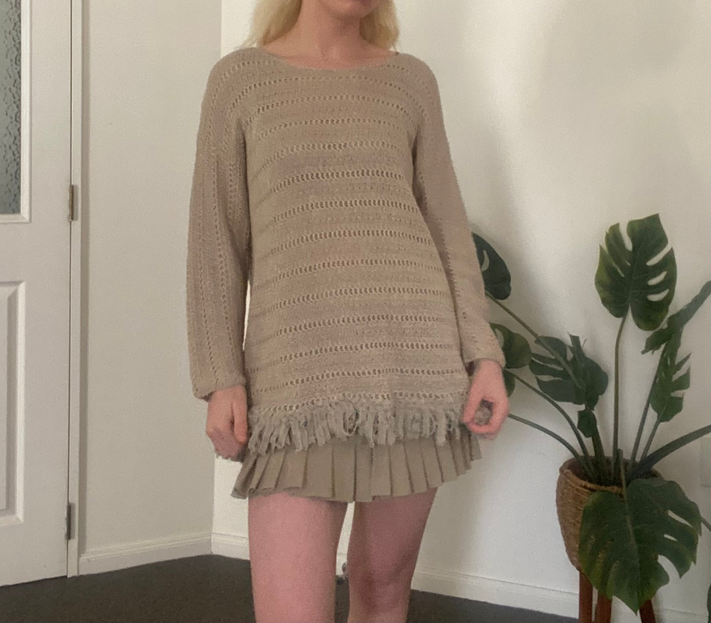 Fairy tan crochet sweater with fringe hem
