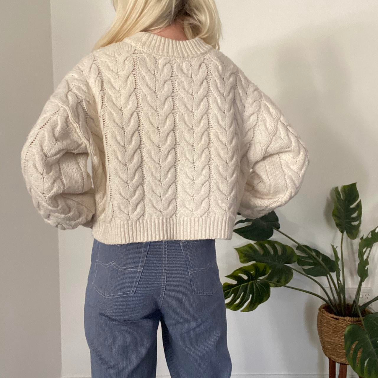 Chunky cropped cream knit sweater
