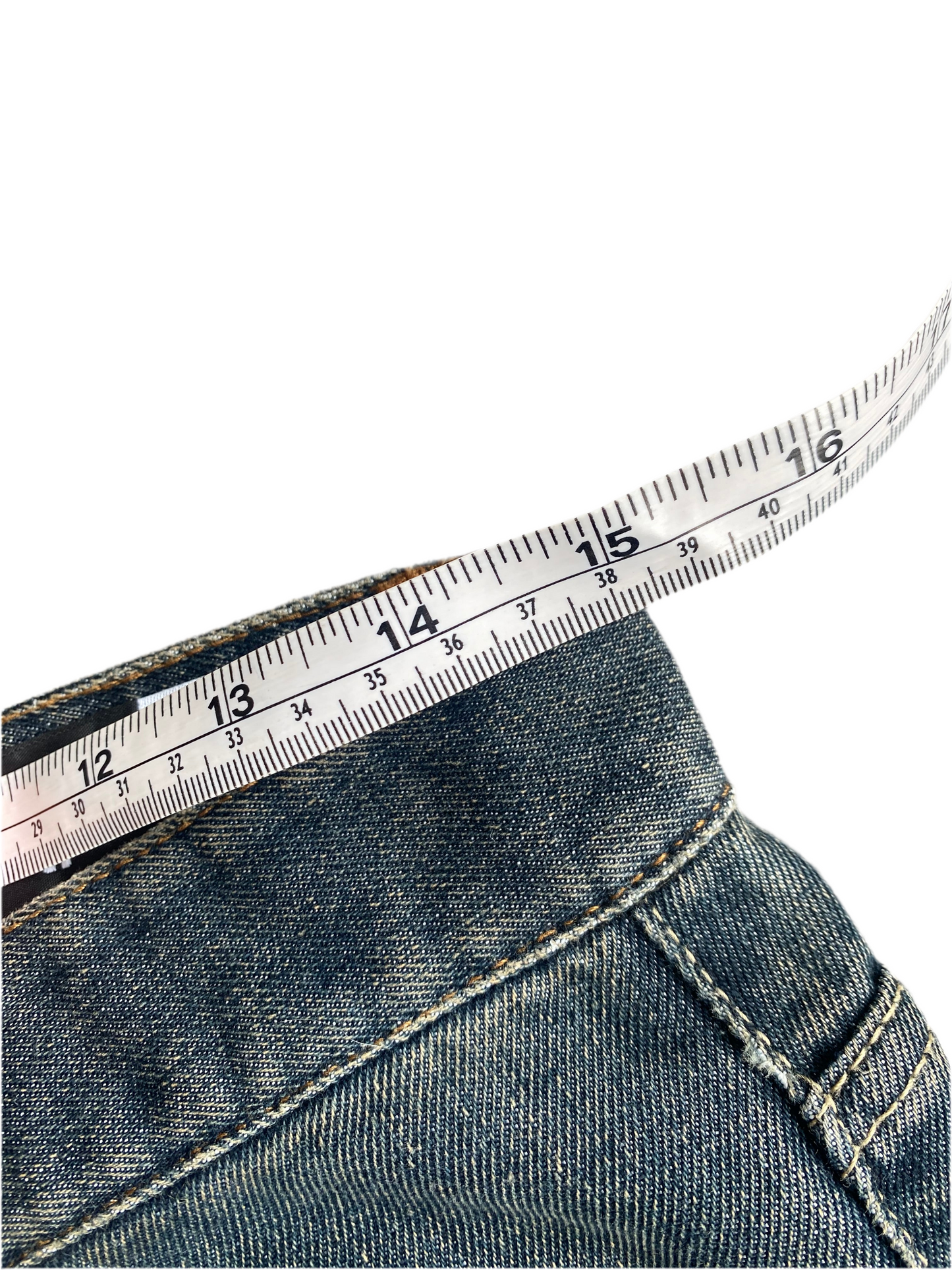 00s straight leg, low rise denim jeans