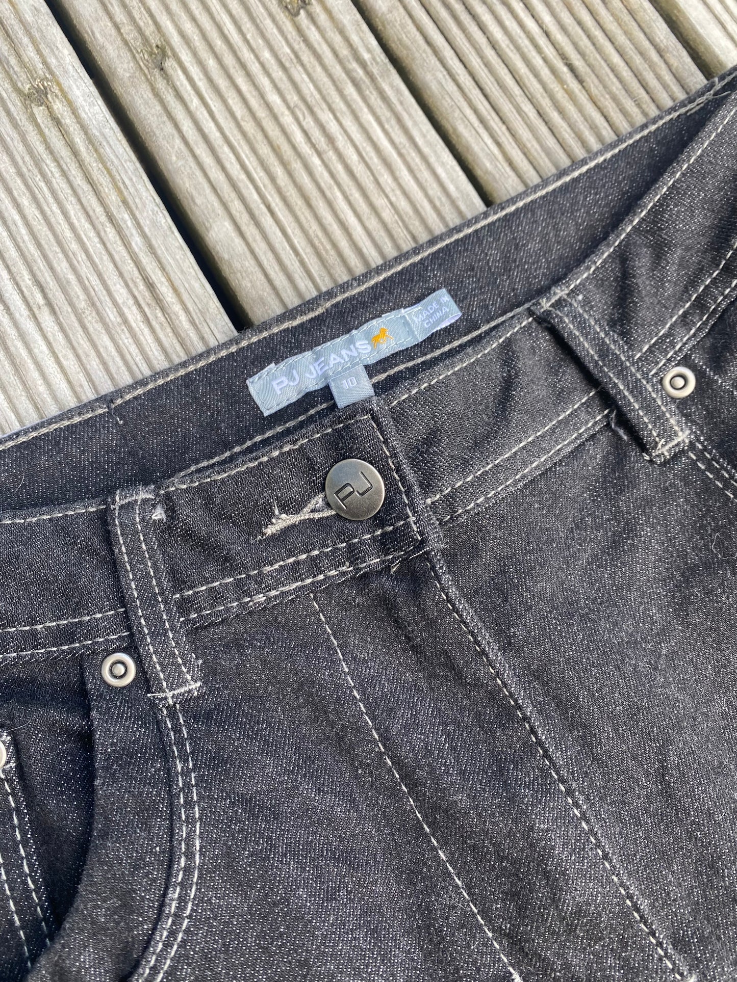 Cool 00s Charcoal Denim Jeans