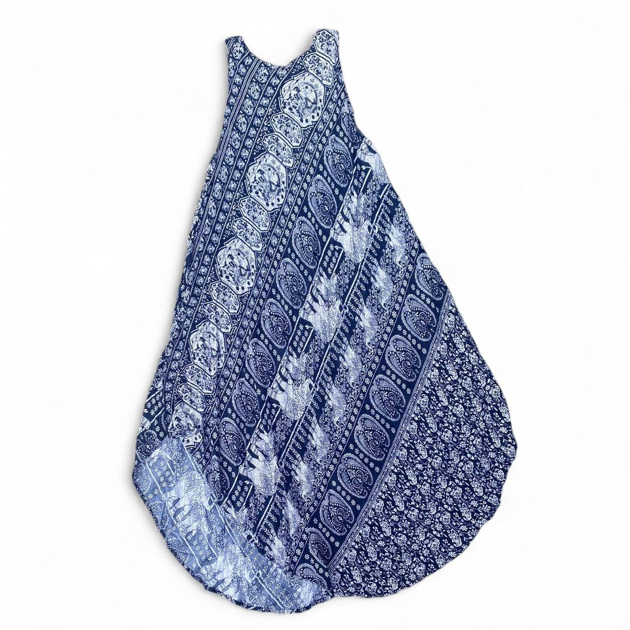 Beachy elephant print flowy maxi dress