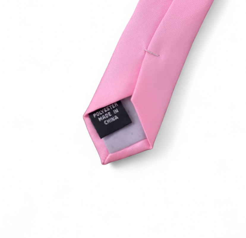 Cute Baby pink tie!