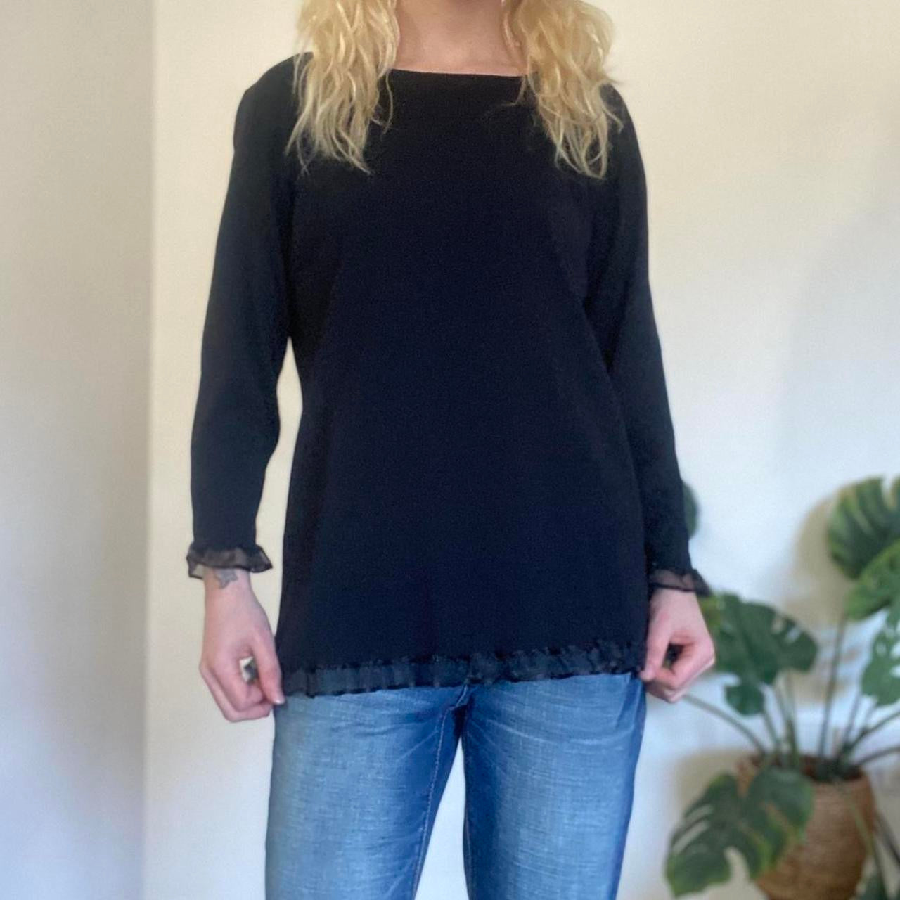 Black 3/4 sleeve knit top with lace trim