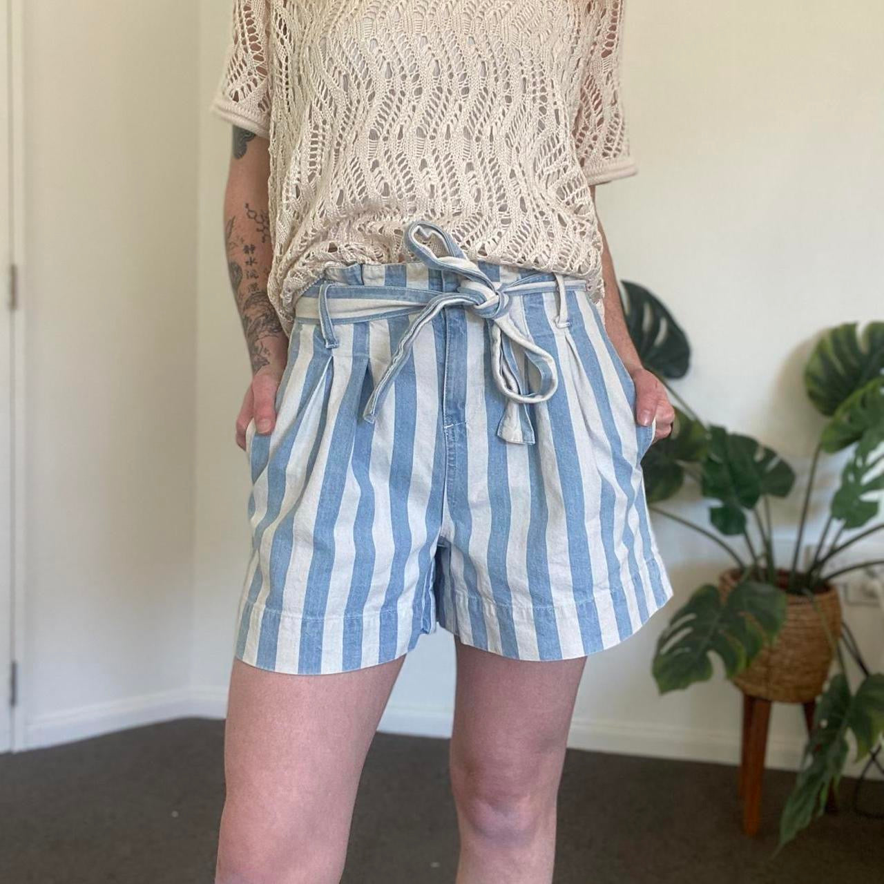 Huffer high-waisted Blue and white striped denim shorts with cute tie up waist