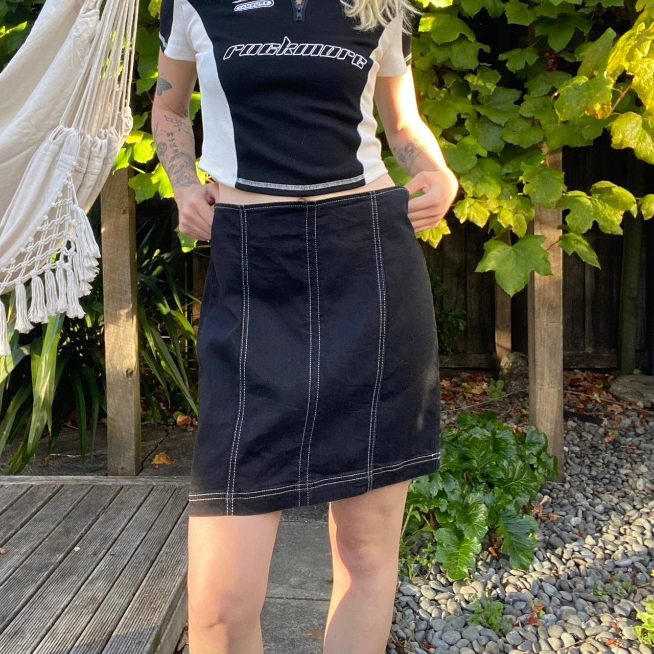 Cool Black mini skirt with white stitching