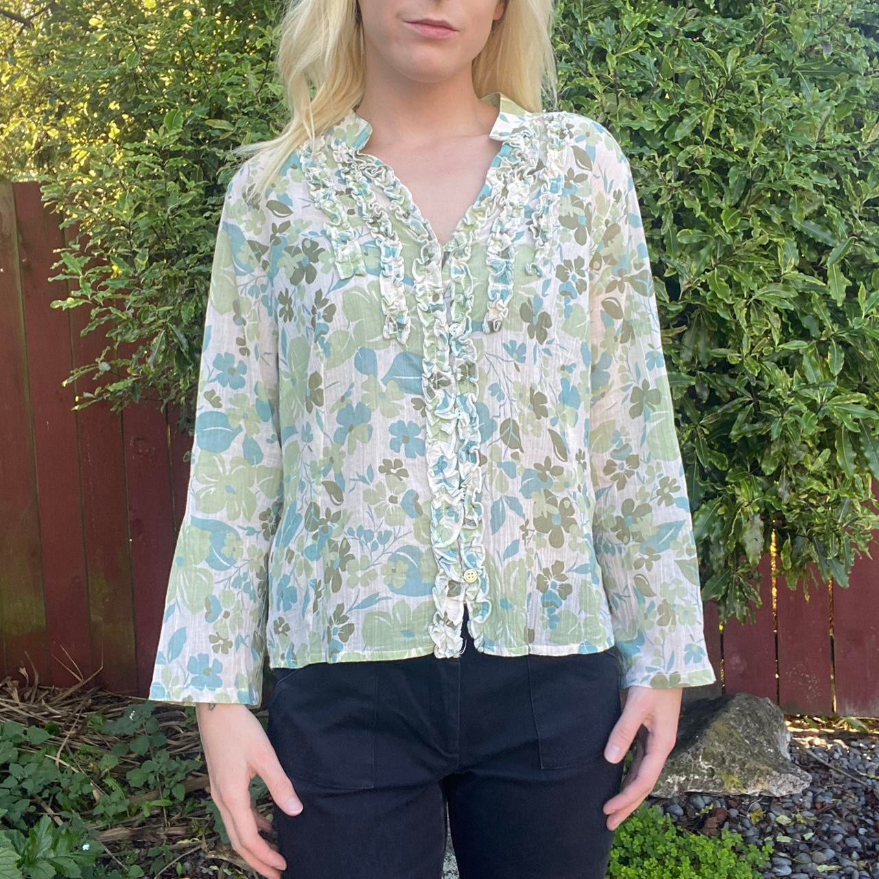 Cute Y2K Green floral ruffle blouse