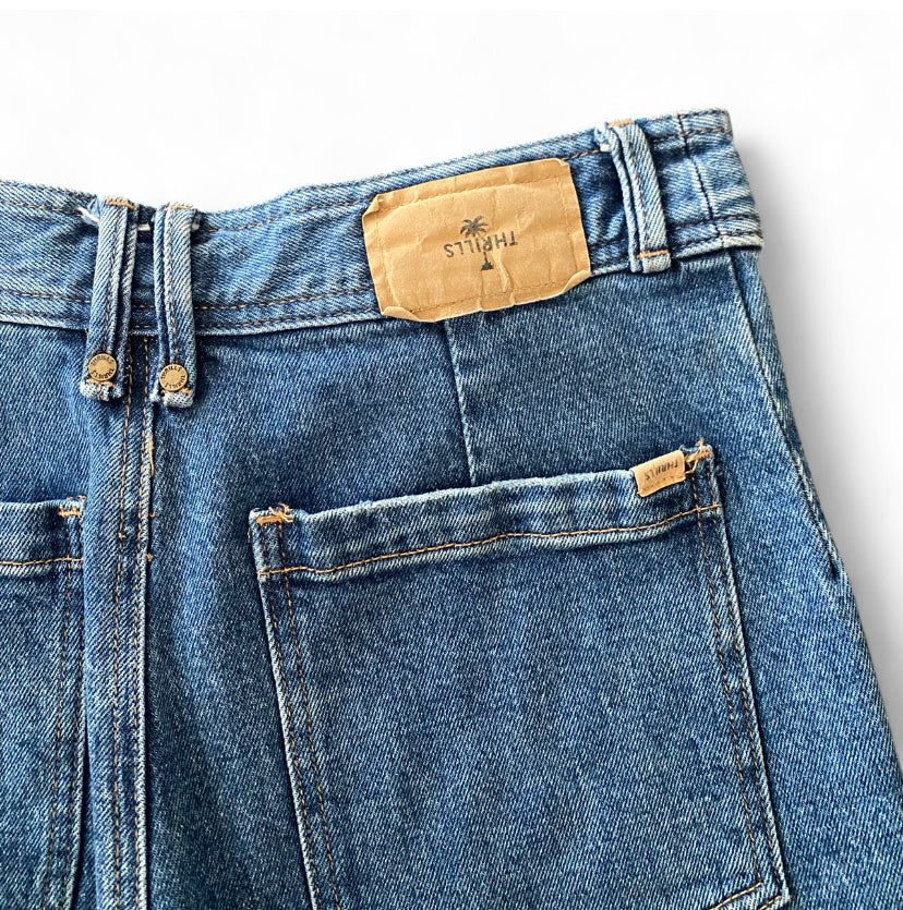 Wide leg highwaisted thrills denim jeans