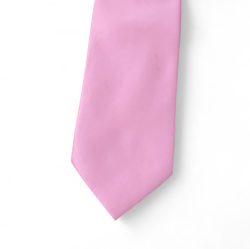 Cute Baby pink tie!