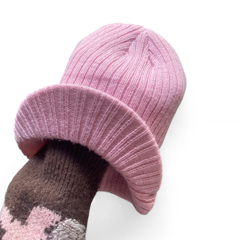 Y2K/90s skater Pink ribbed beanie cap