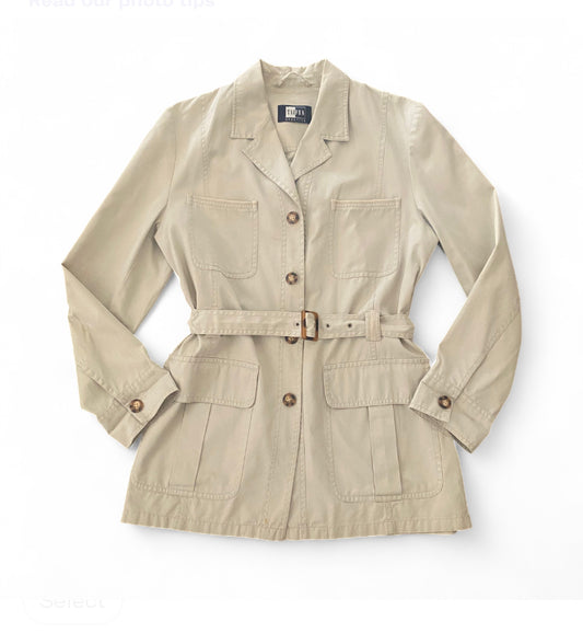 Vintage 90s cream coat with belt detail