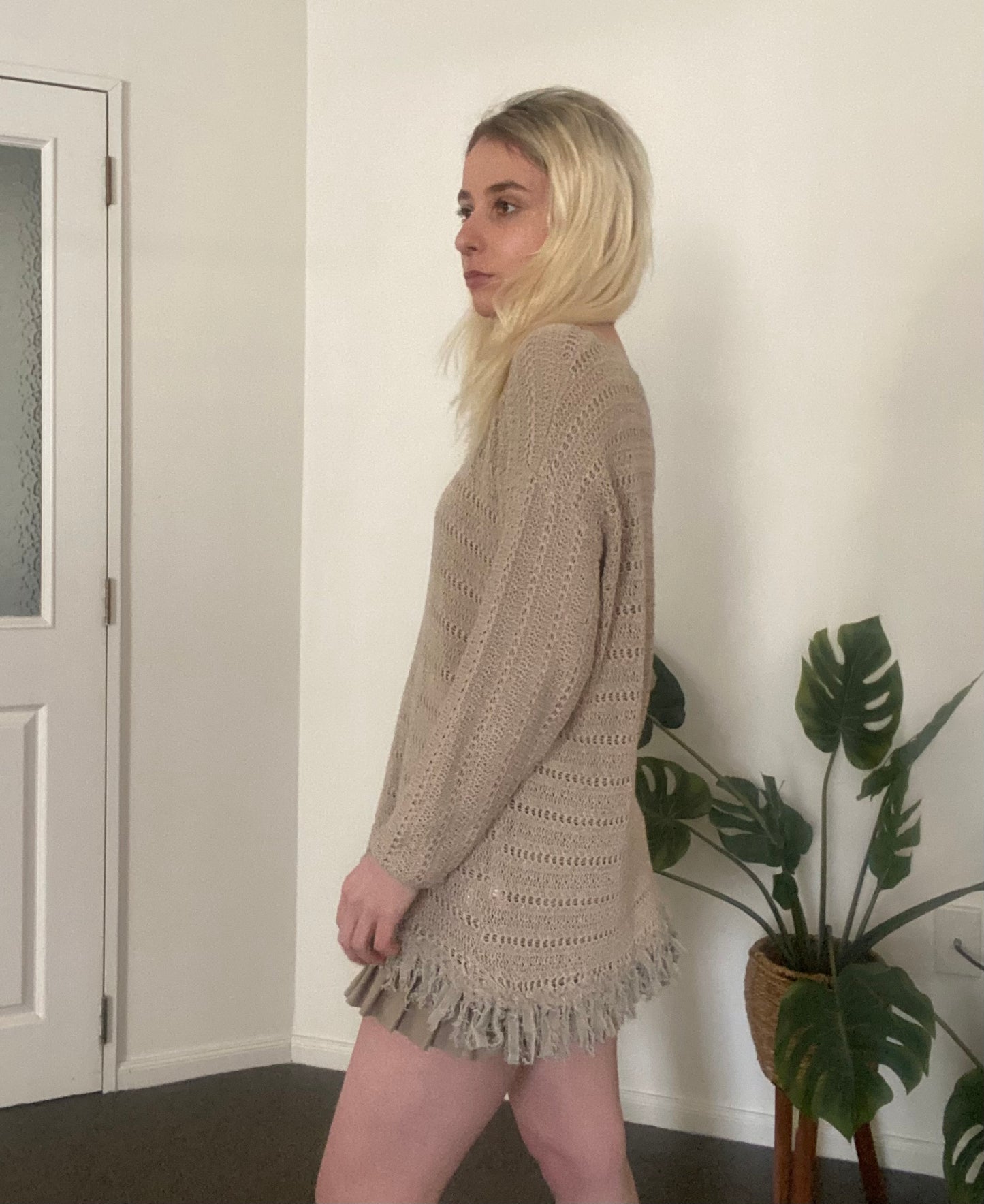 Fairy tan crochet sweater with fringe hem