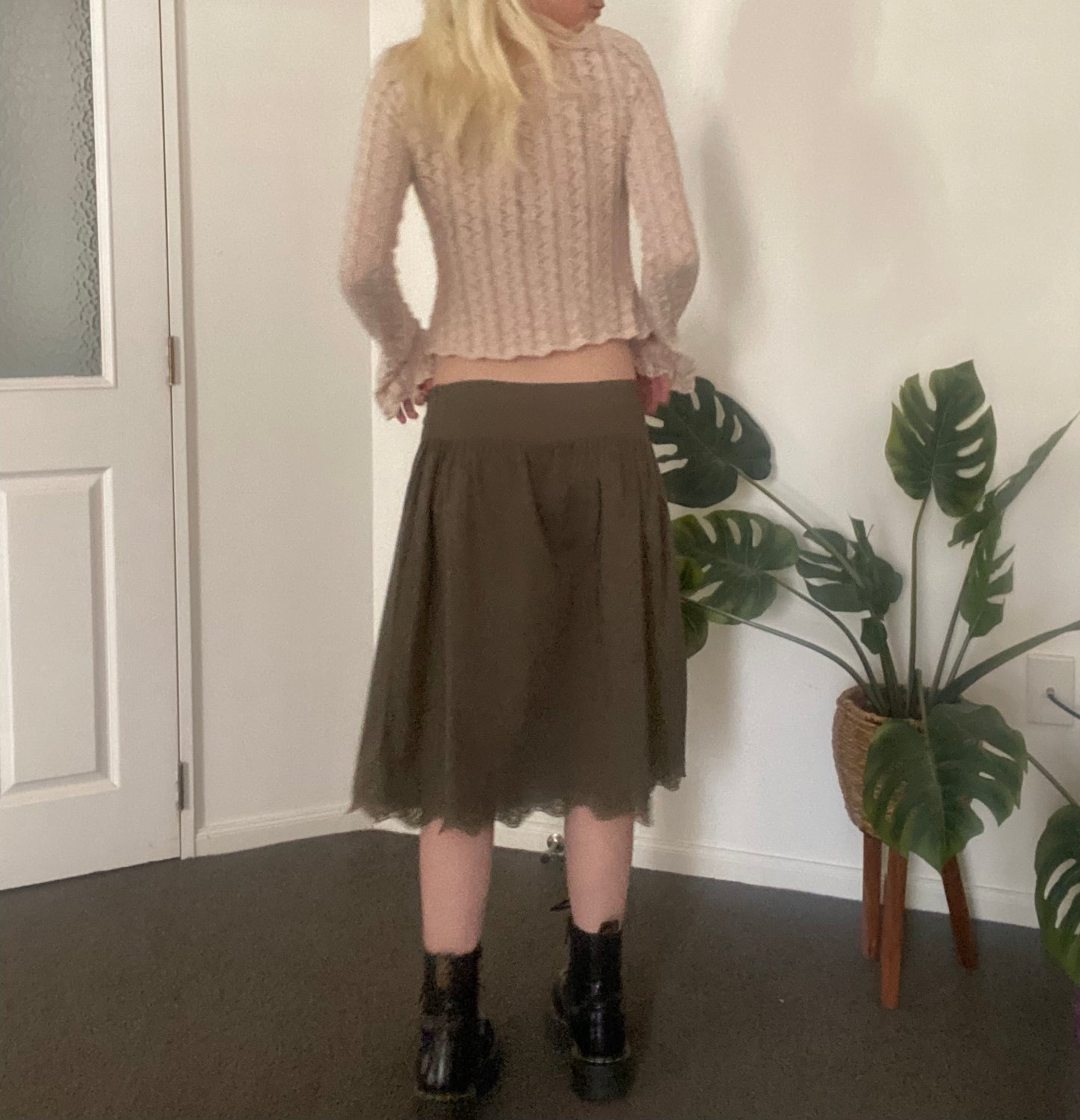 Khaki green fairy low rise midi skirt with lace trim