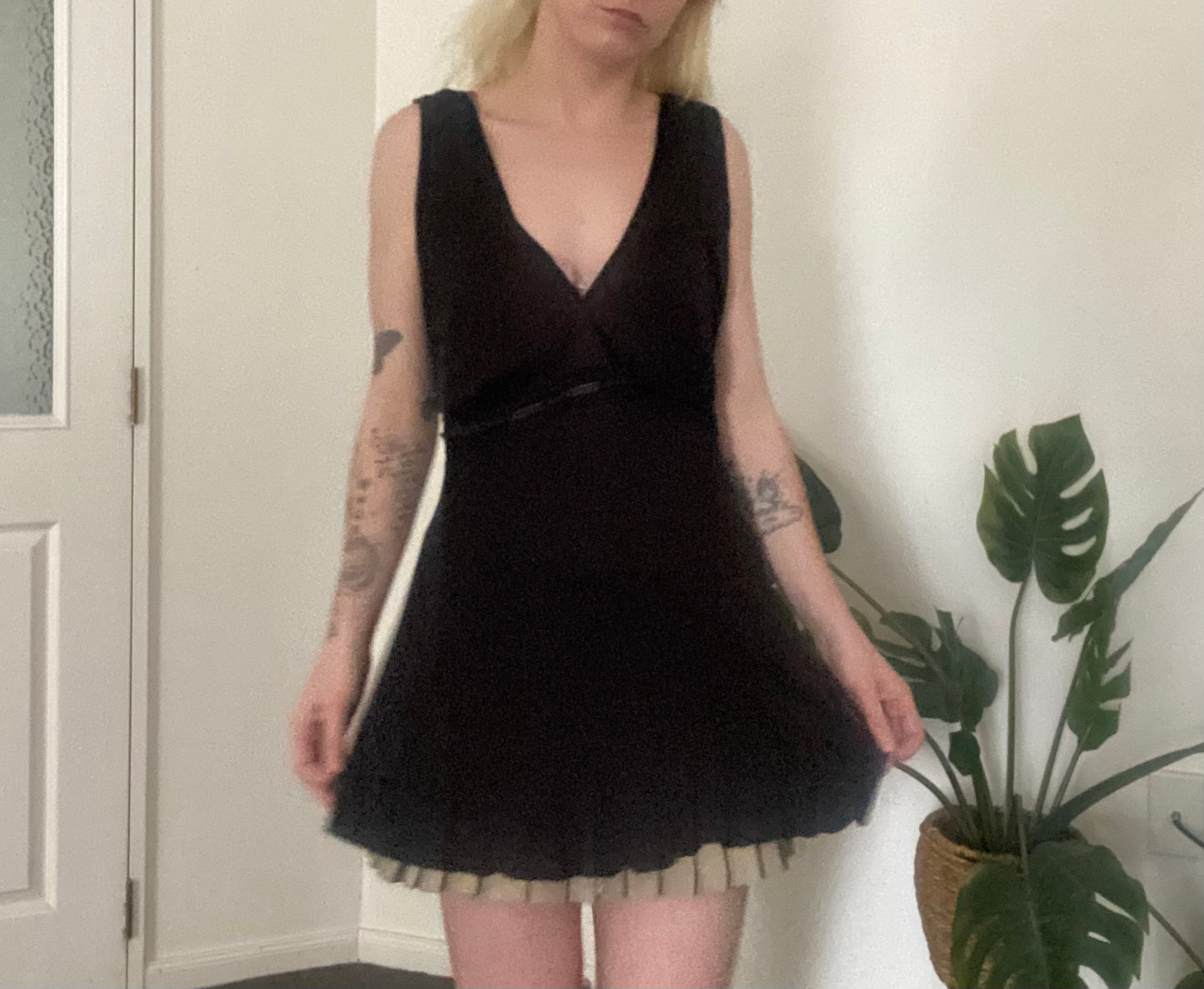 Beautiful Y2K black babydoll lace tie up top