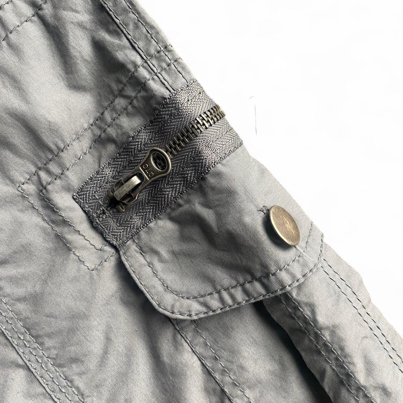 Y2K Grey low-rise cargo pants