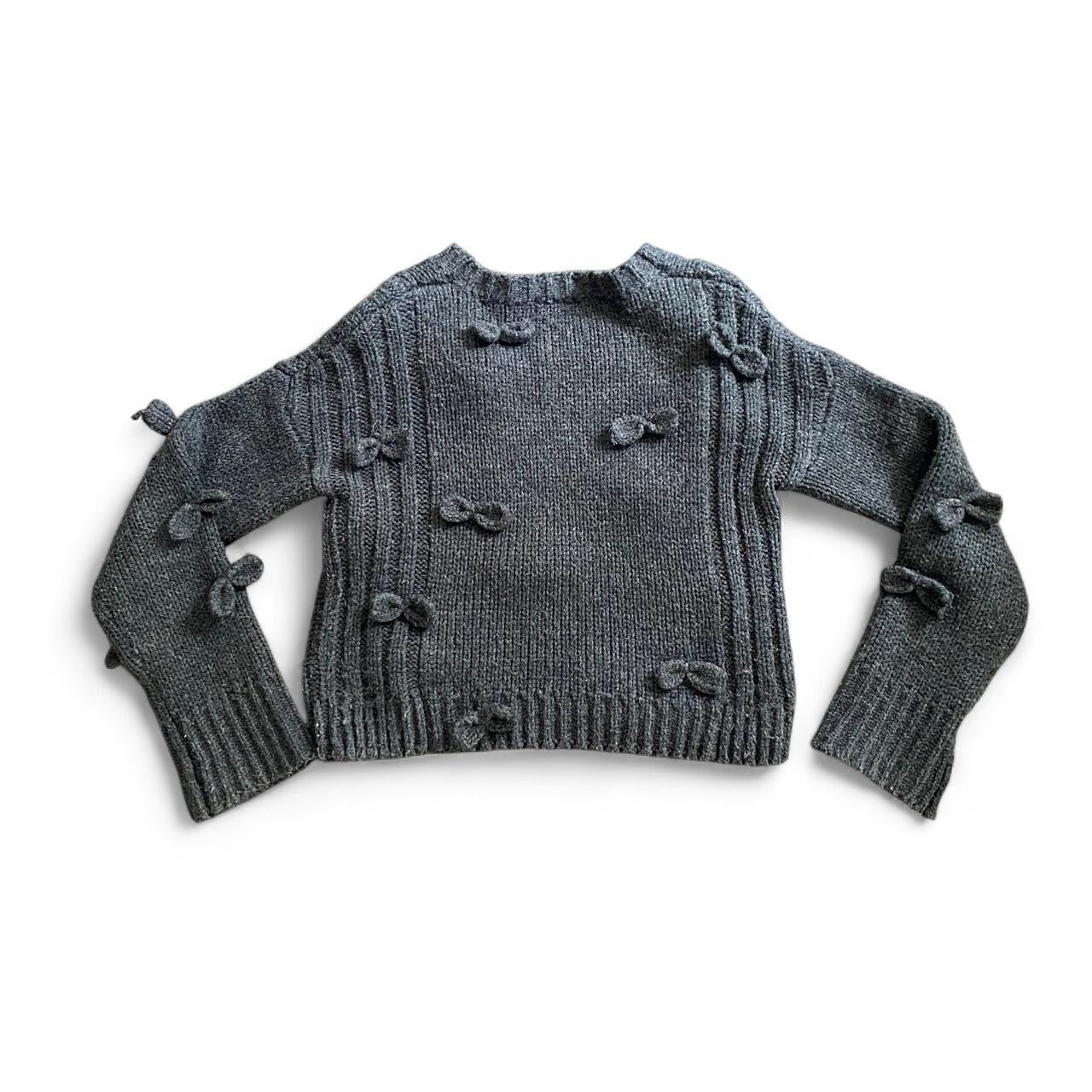 Grey cropped knit jumper with cute bows