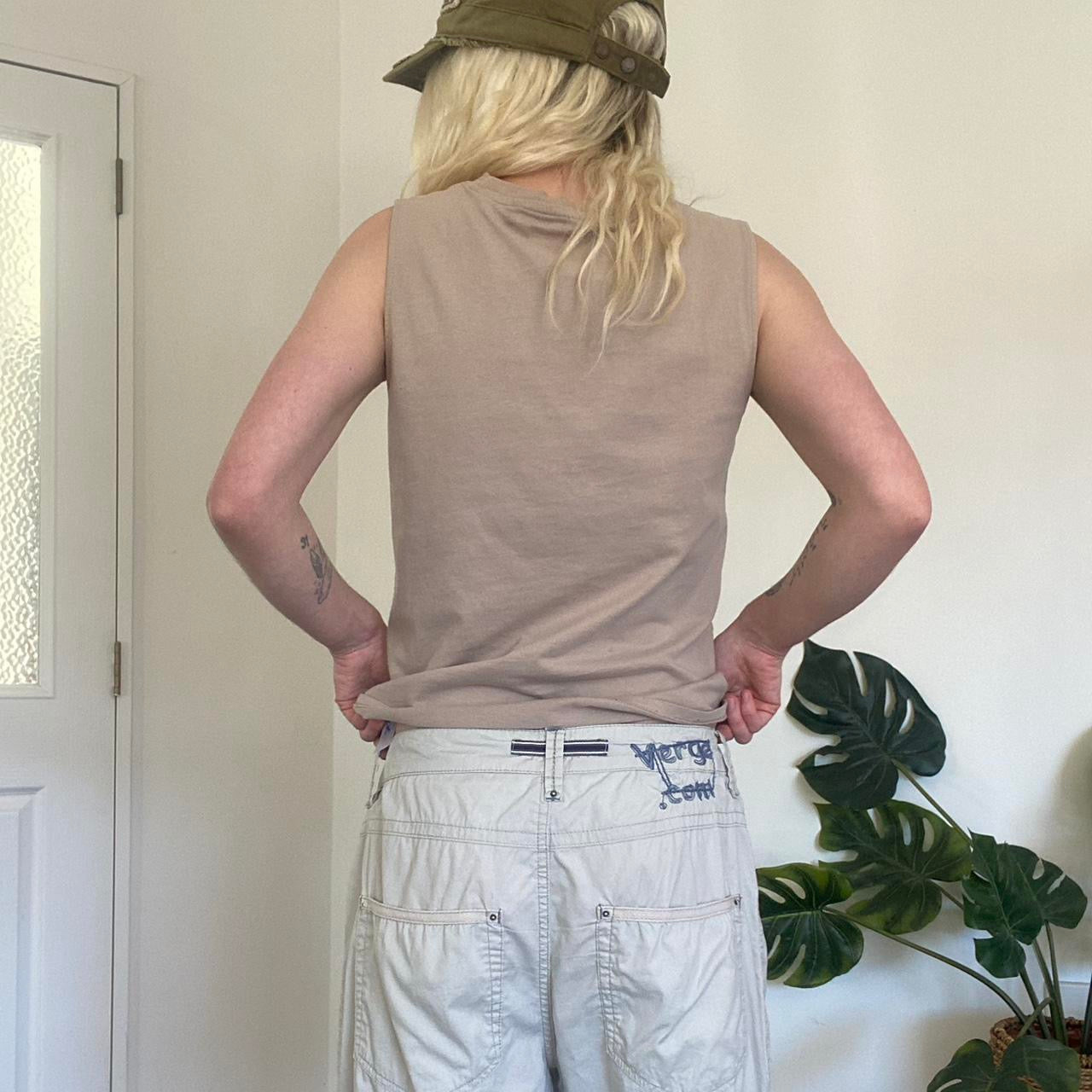 Y2K beige tank with cool street art graphic