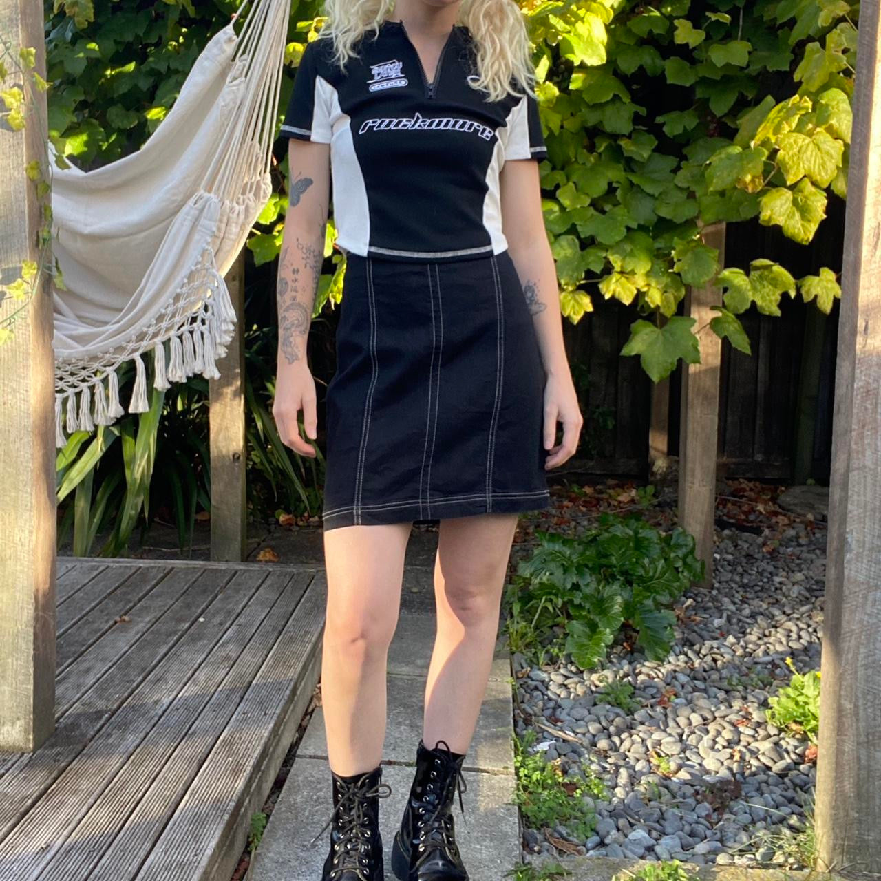 Cool Black mini skirt with white stitching