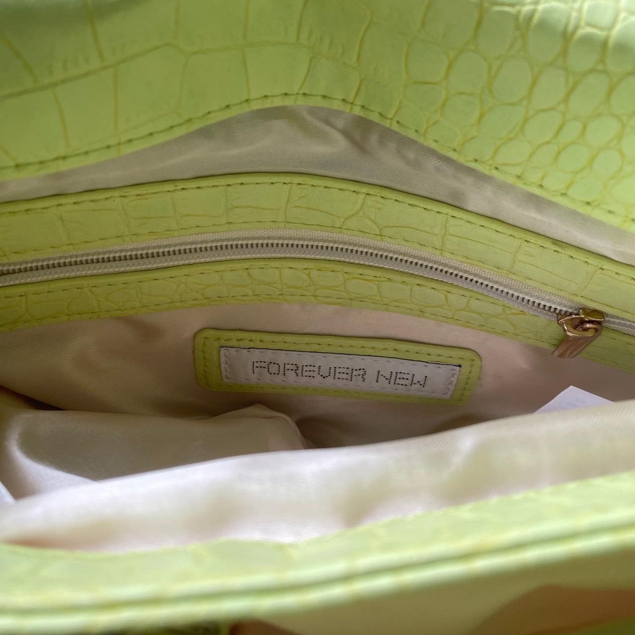 Y2K Green fairy shoulder bag with gold chain