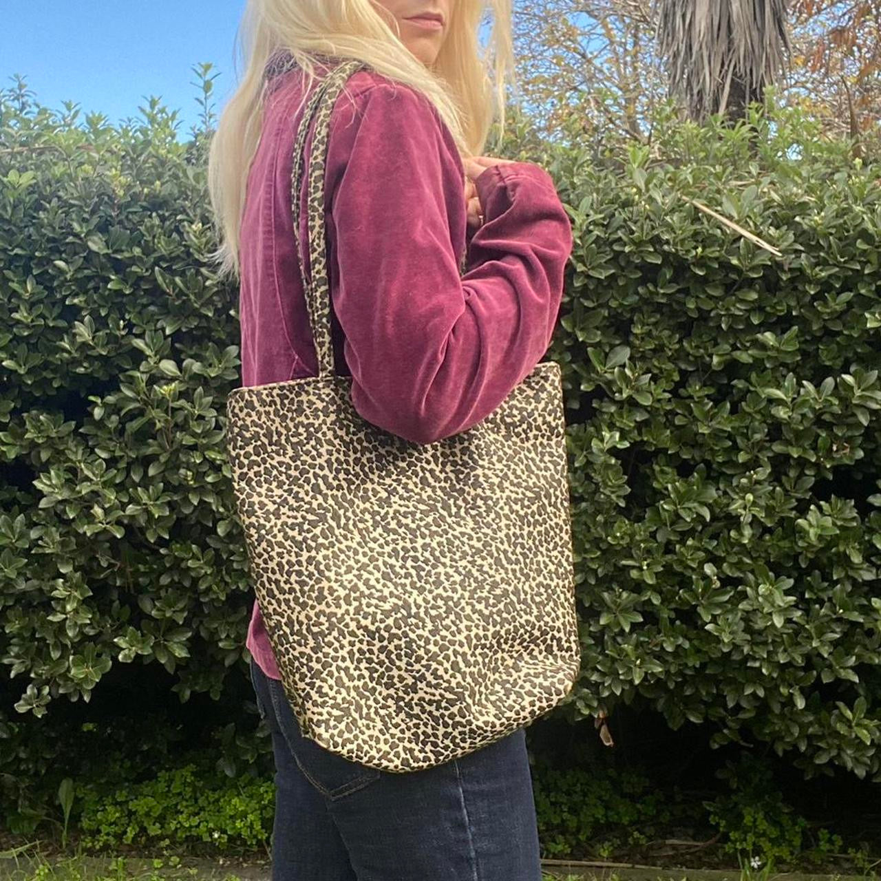 90s Vintage Cheetah Print Canvas Tote Bag!
