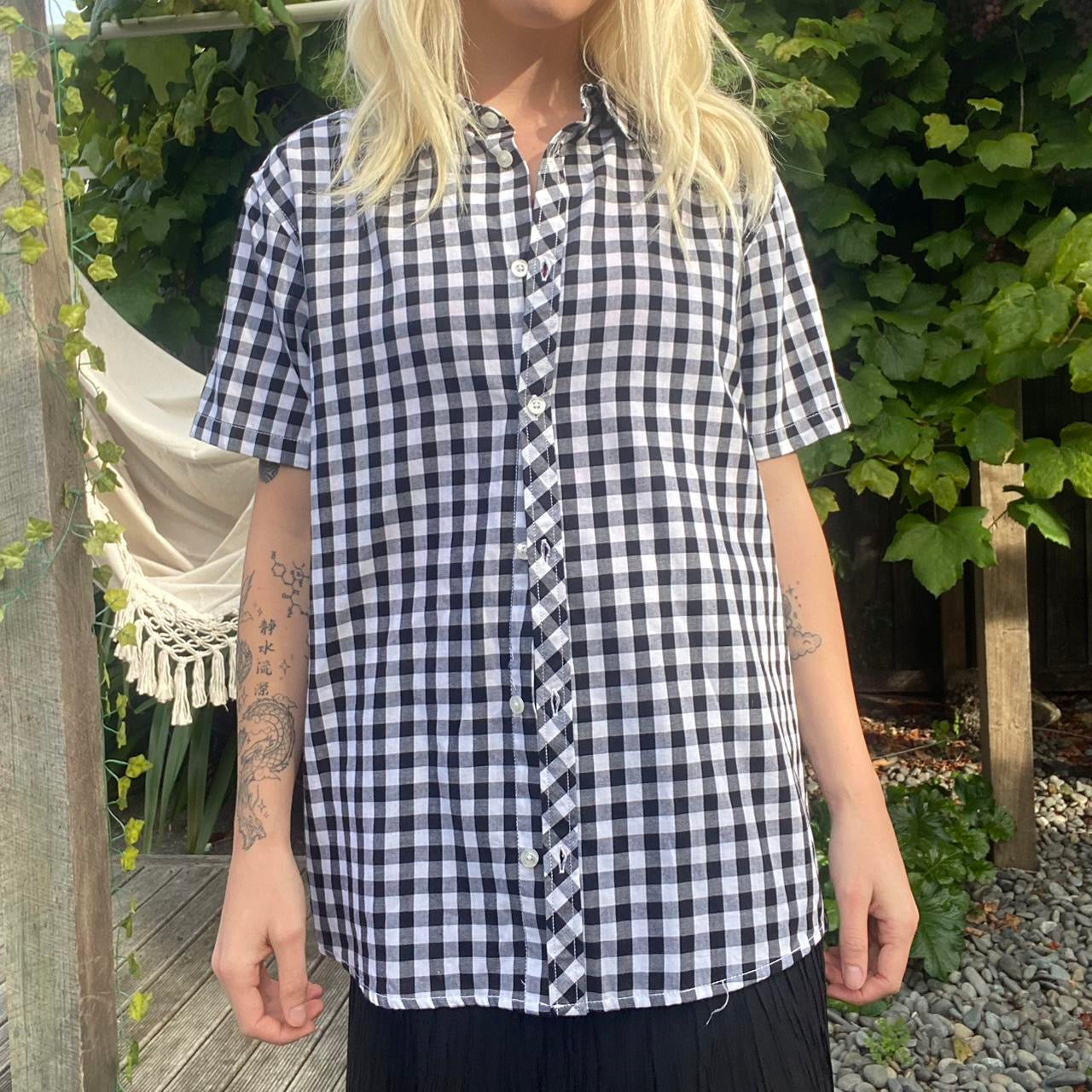 Cute black and white gingham button up shirt!