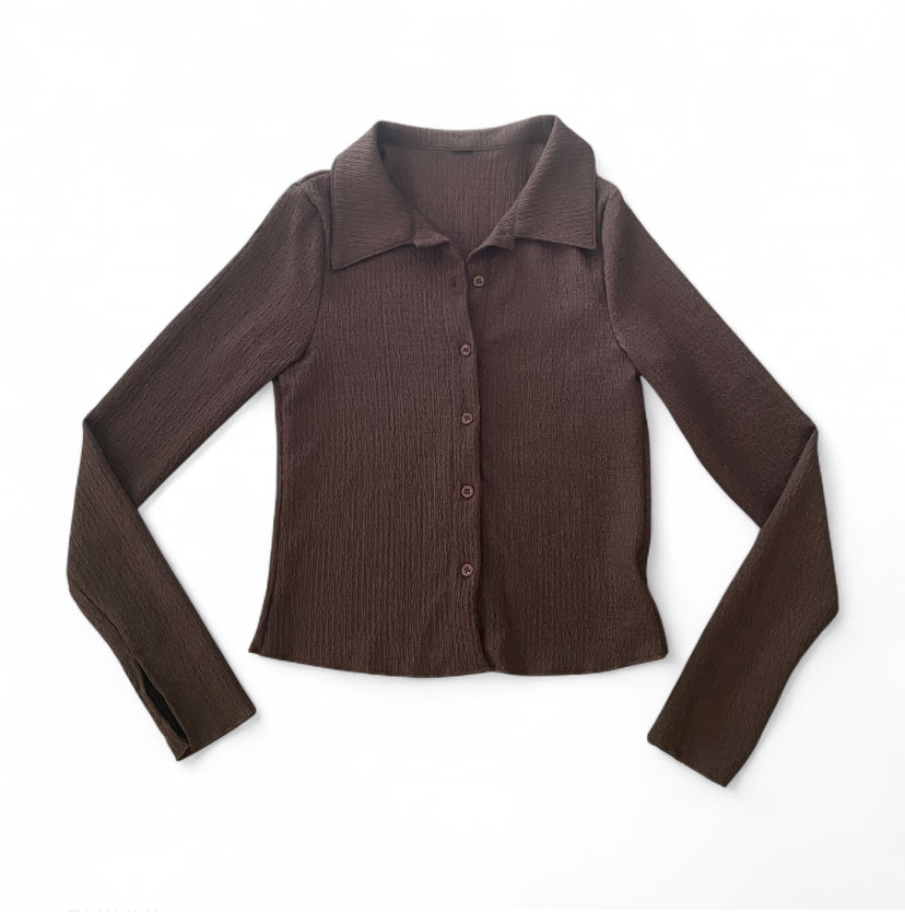 Cute brown cropped button up collared longsleeve