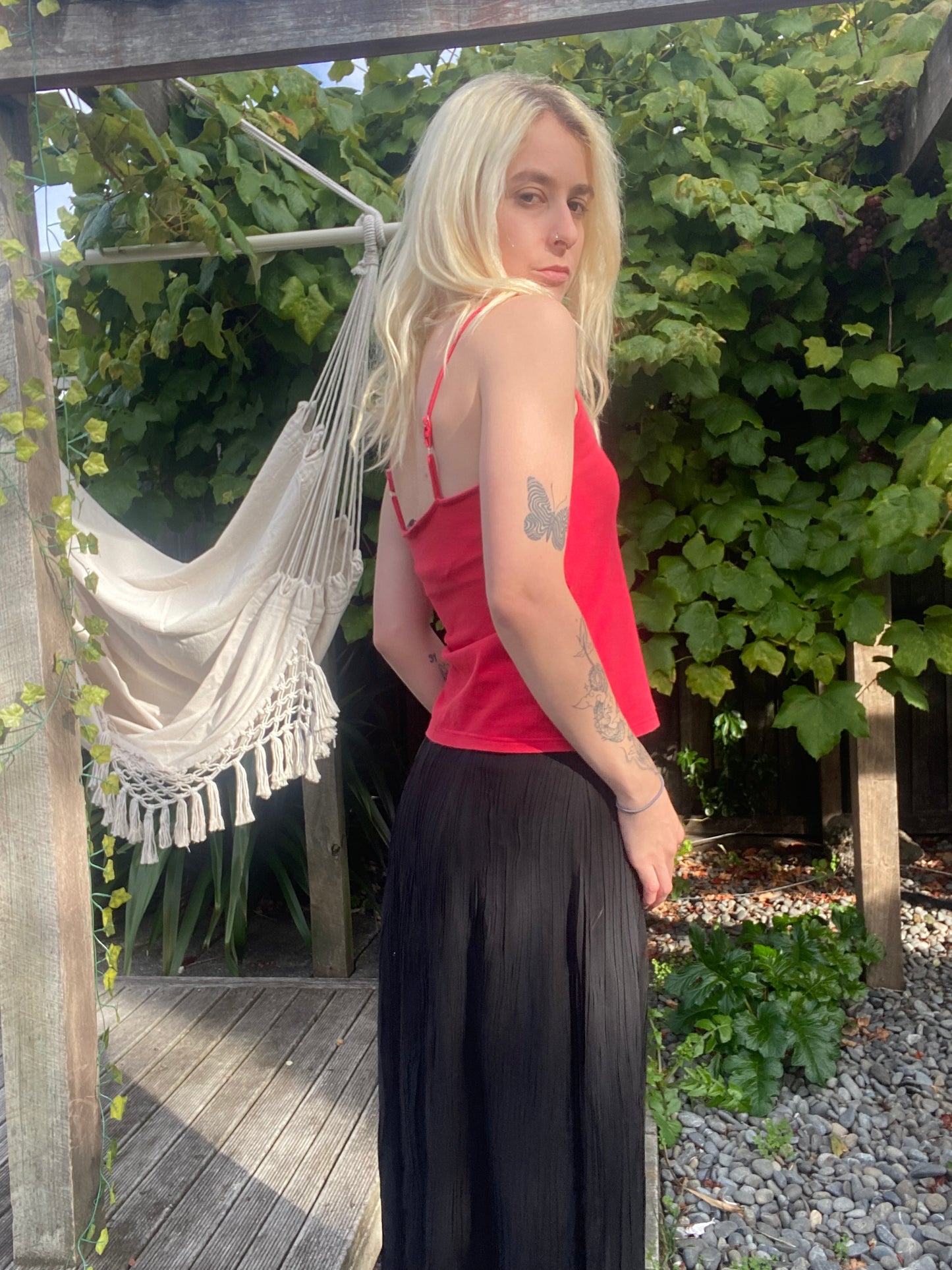 90s red tank top