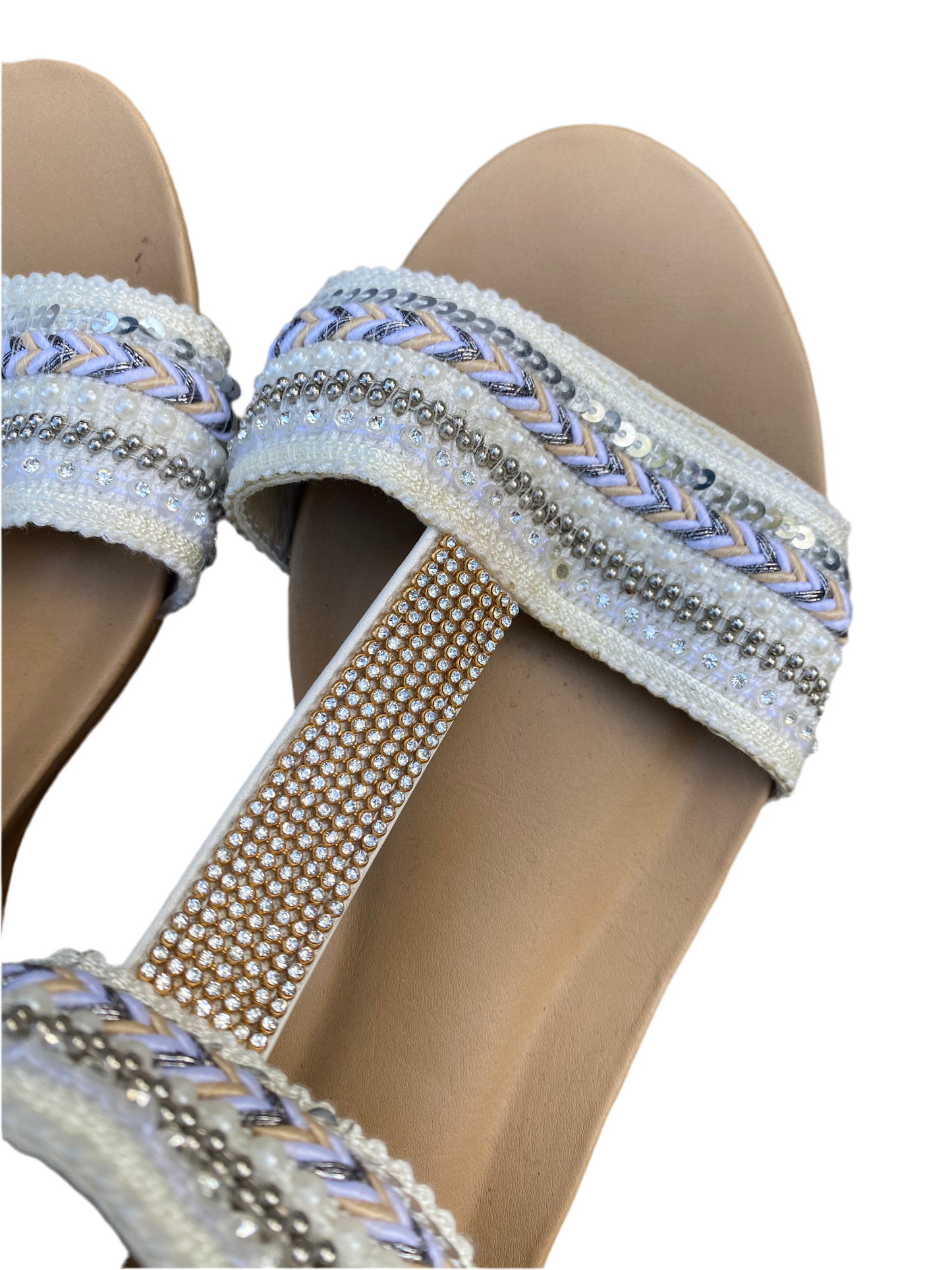 Stunning Y2K beaded white/tan Sandals
