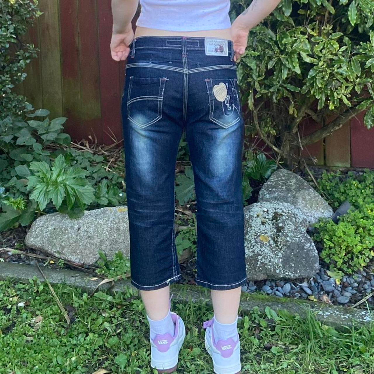 Vintage mid rise denim embroidered 3/4 jeans