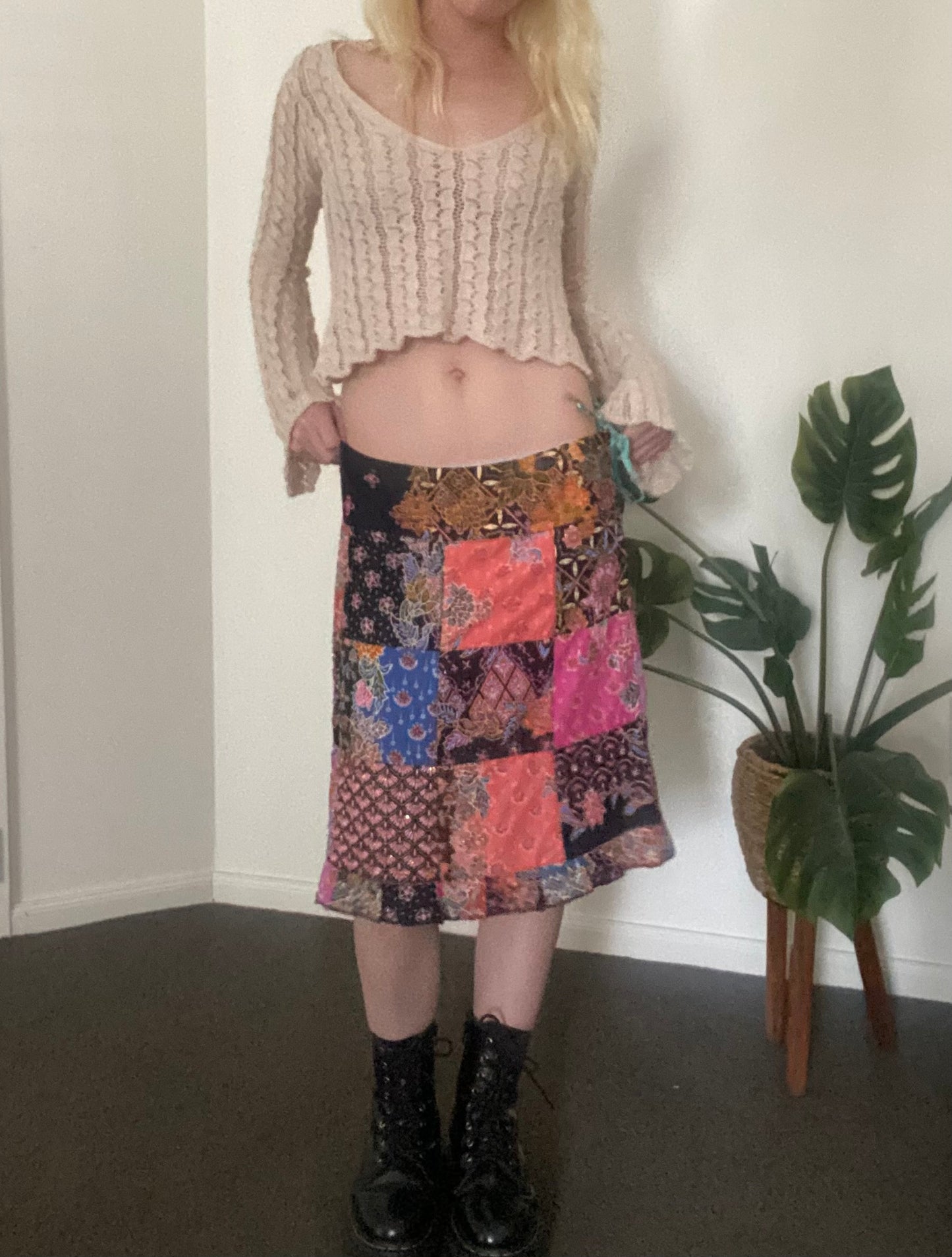 Amazing patchwork midi skirt with stunning beading 🩷