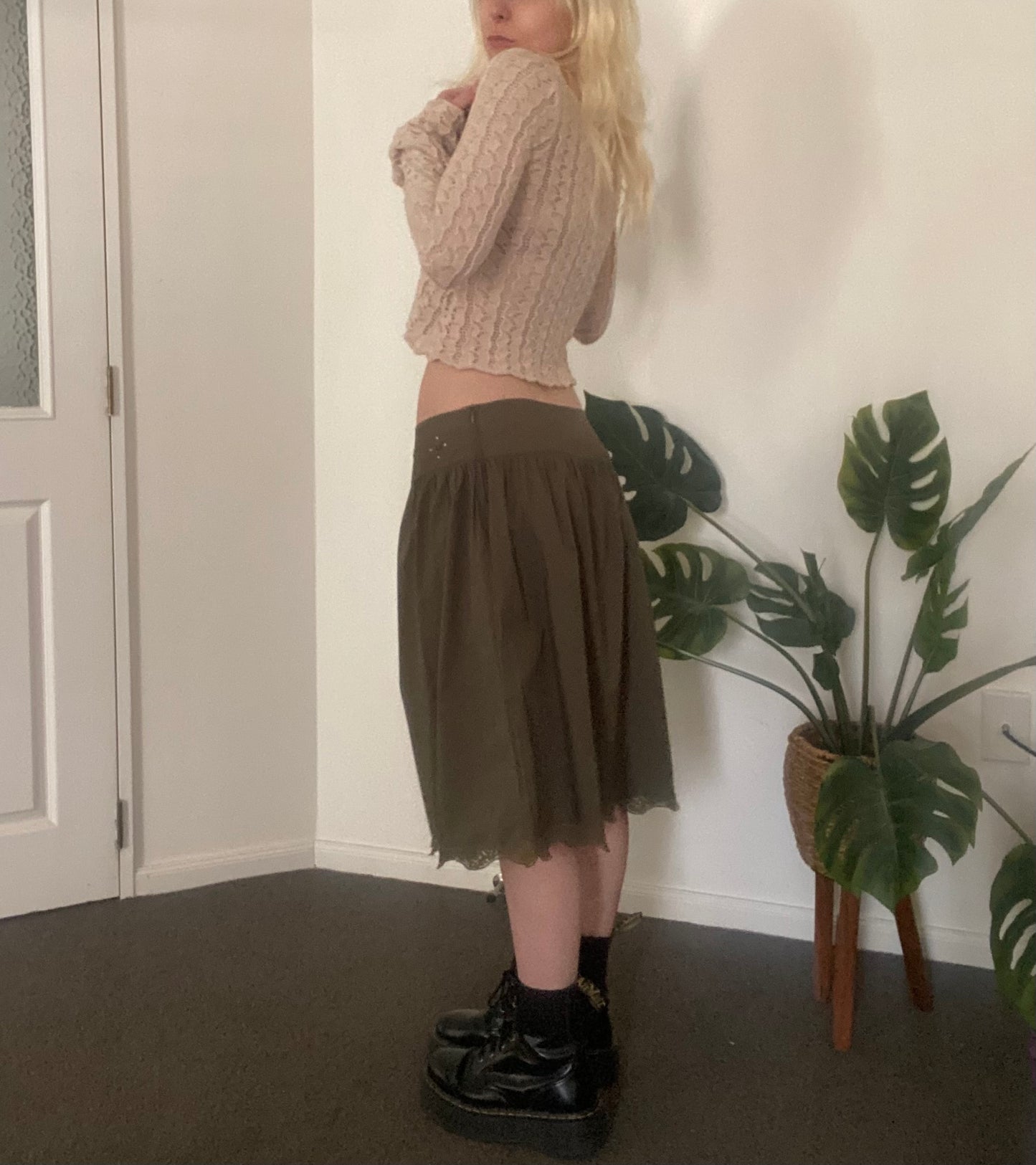 Khaki green fairy low rise midi skirt with lace trim