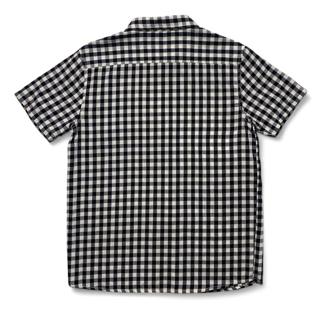 Cute black and white gingham button up shirt!