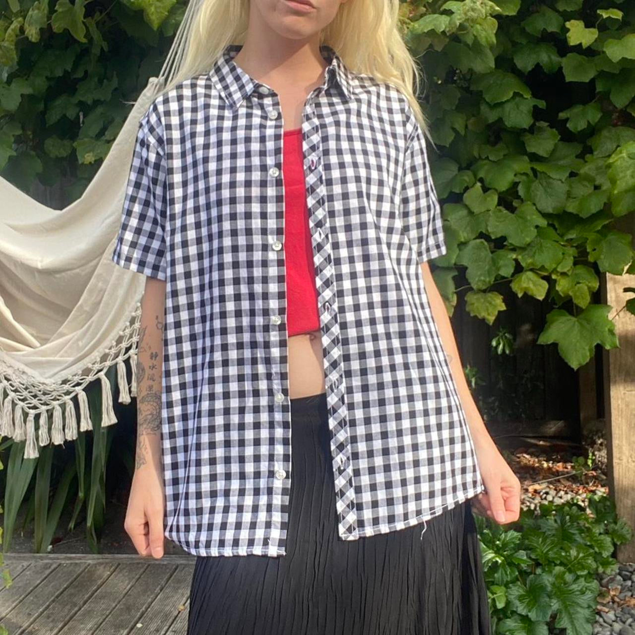 Cute black and white gingham button up shirt!