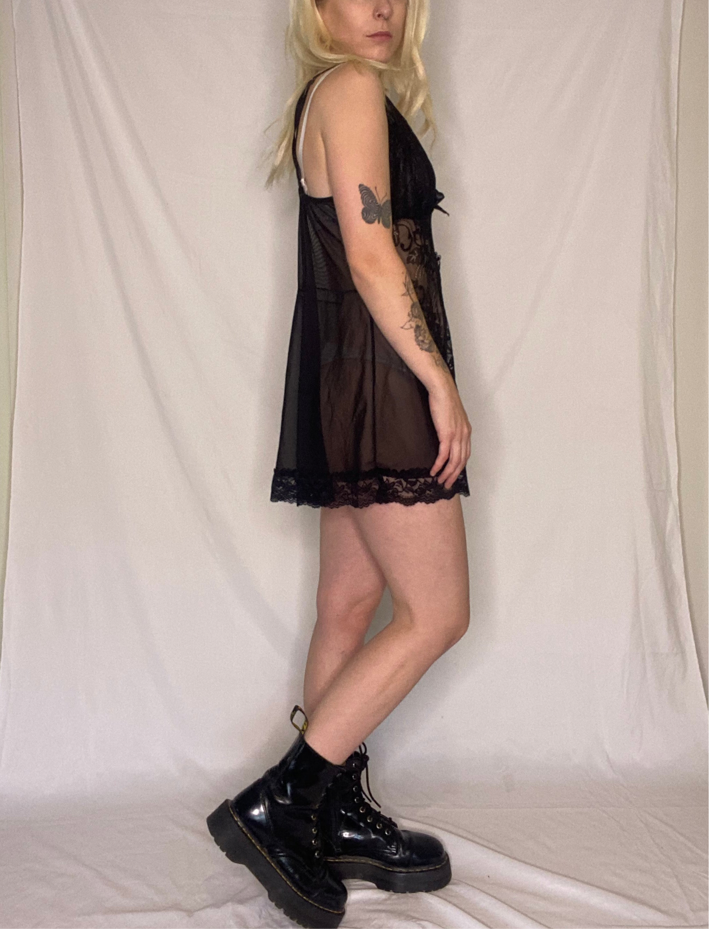 Gorgeous Black lace mini dress with bow detail