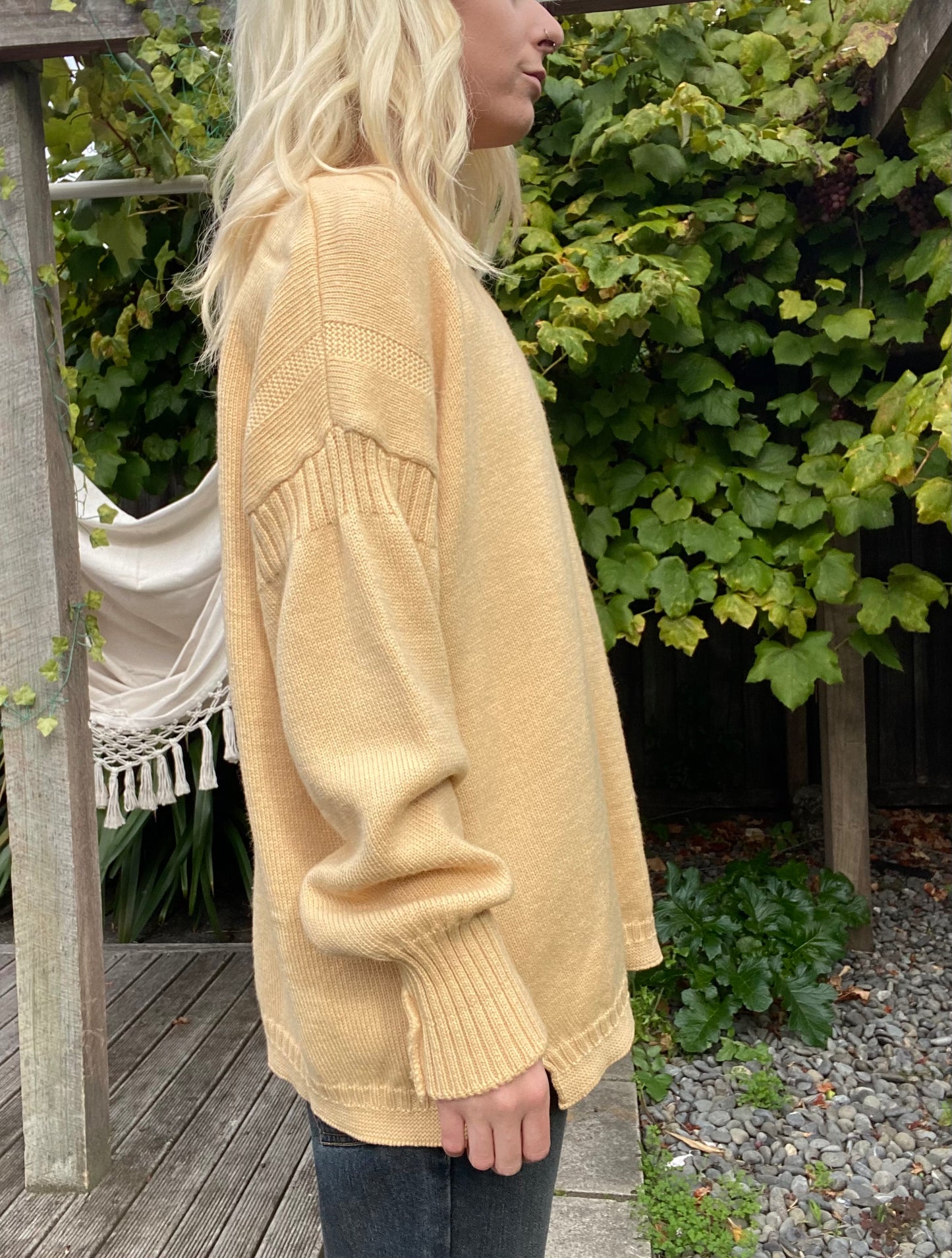 Cool Vintage Mustard yellow woollen sweater