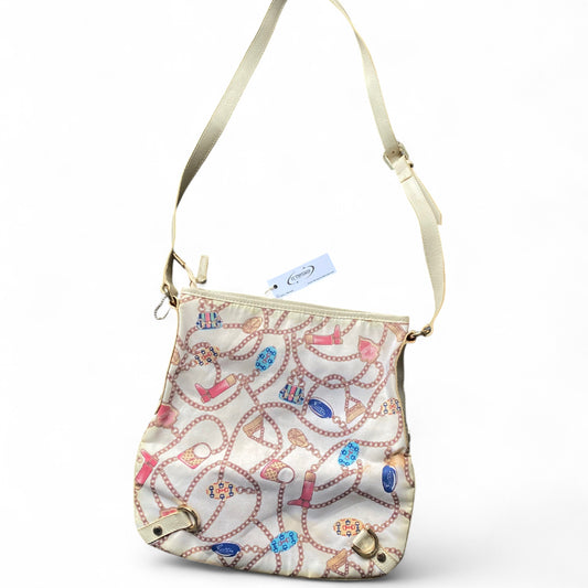 Amazing Y2K Gucci Cream charm print tote bag