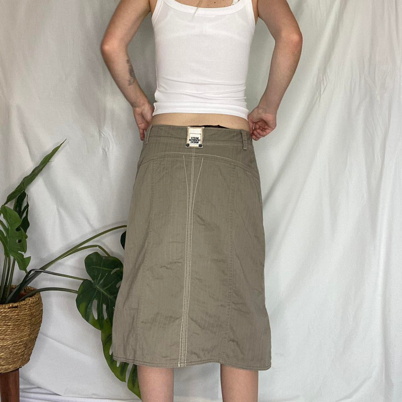 The coolest Verge grey cargo skirt