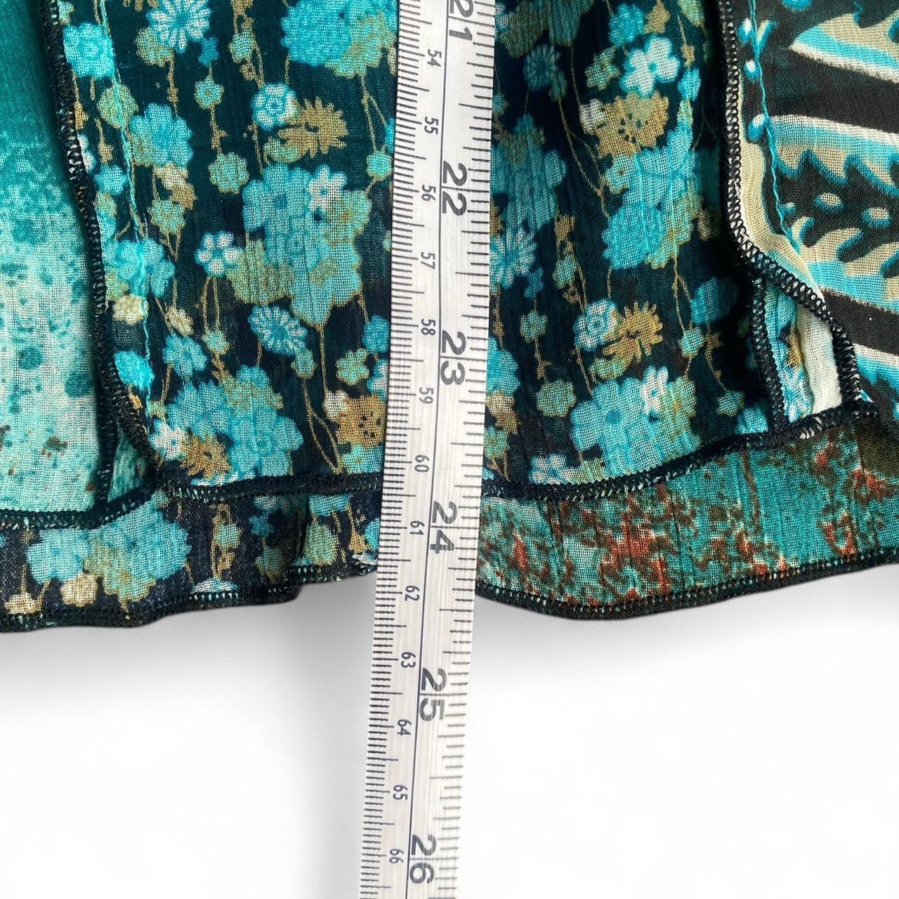 Gorgeous 00s mermaid low-rise turquoise skirt