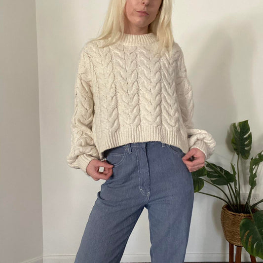 Chunky cropped cream knit sweater