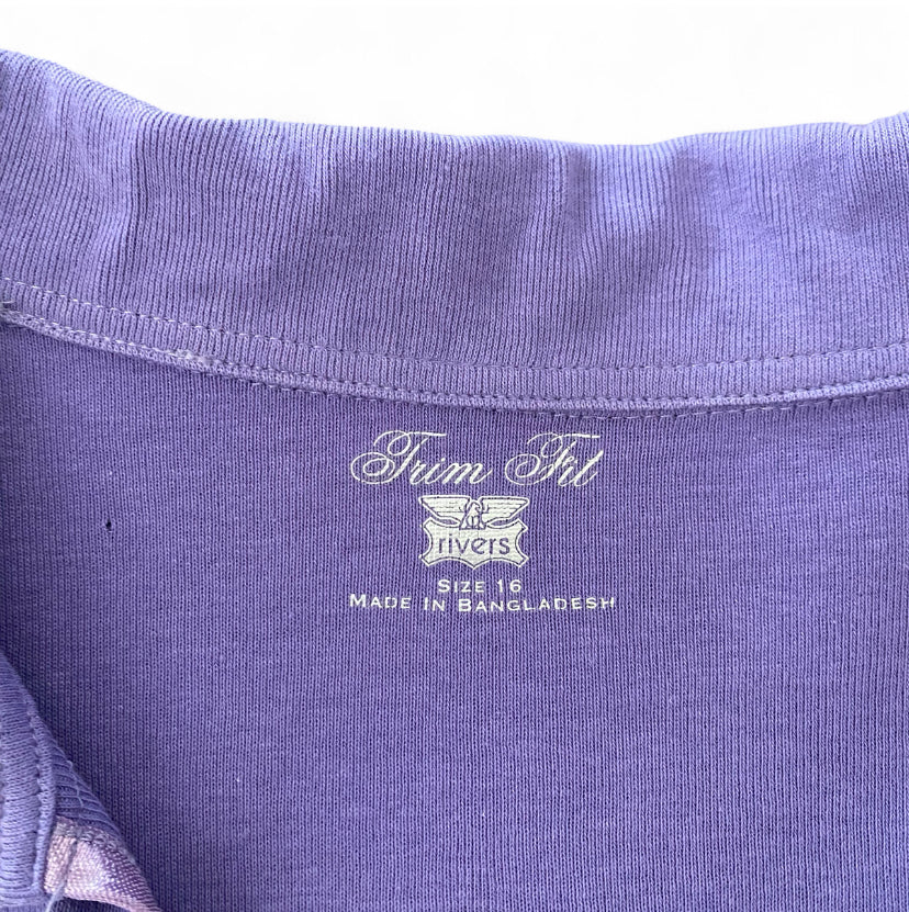 Vintage purple v neck ruched top with cute buttons