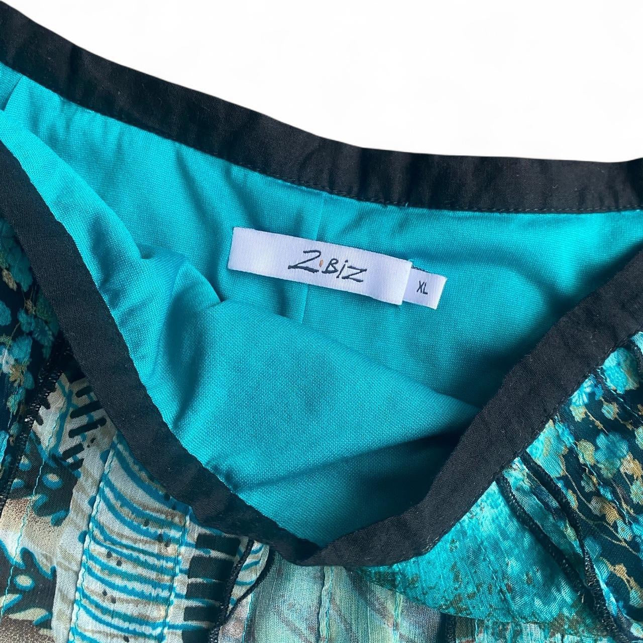 Gorgeous 00s mermaid low-rise turquoise skirt