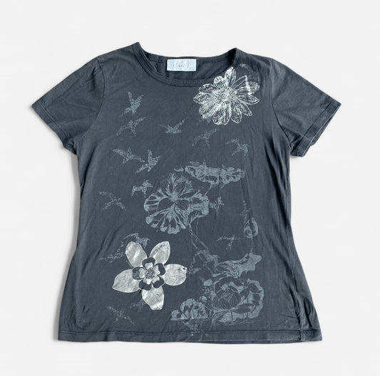 Y2K Black & grey floral print graphic tee