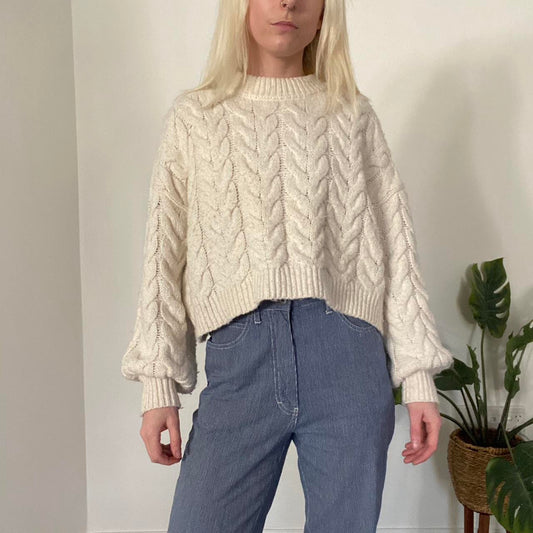 Chunky cropped cream knit sweater