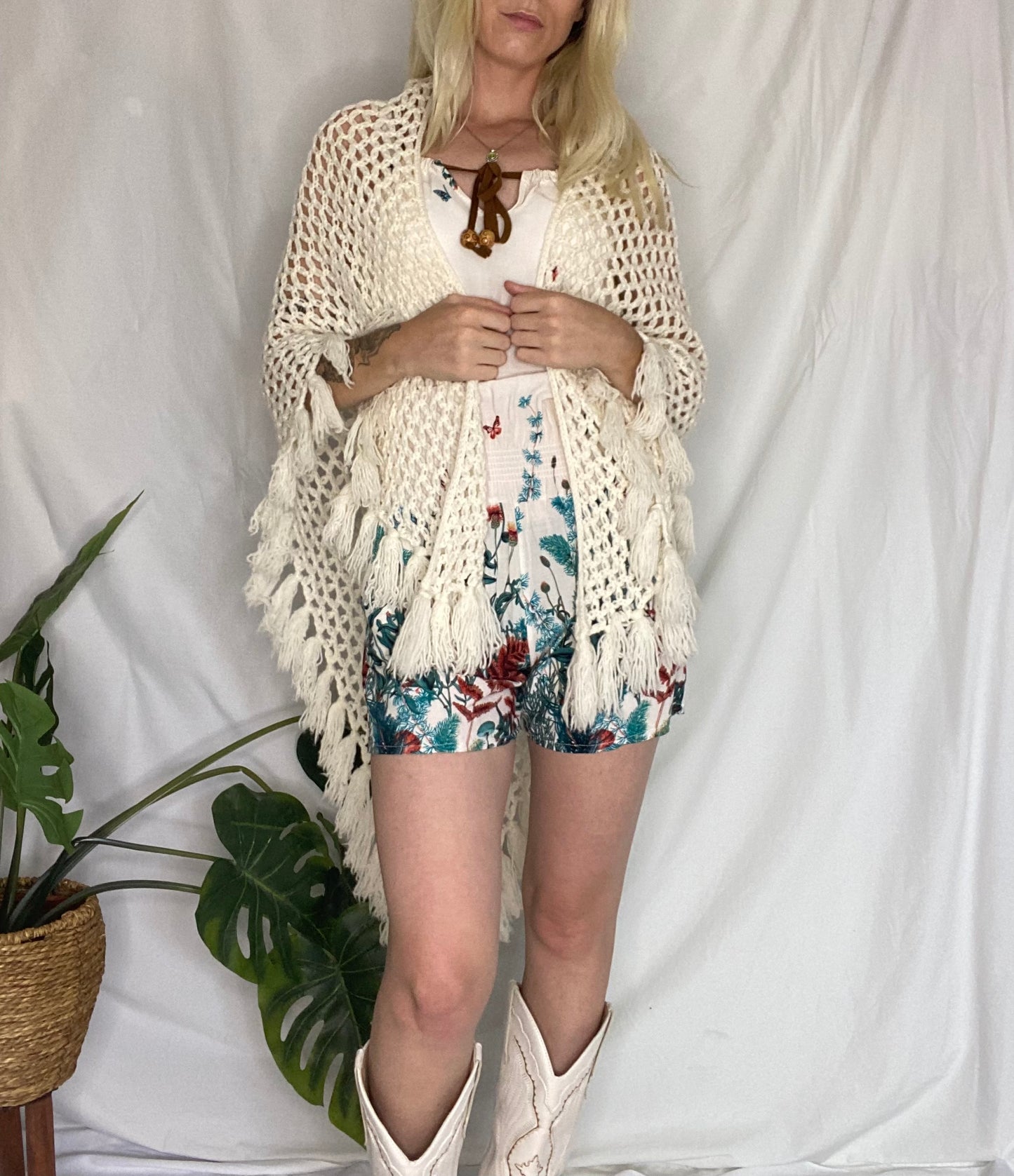 Cute Cream boho crochet shawl with fringe