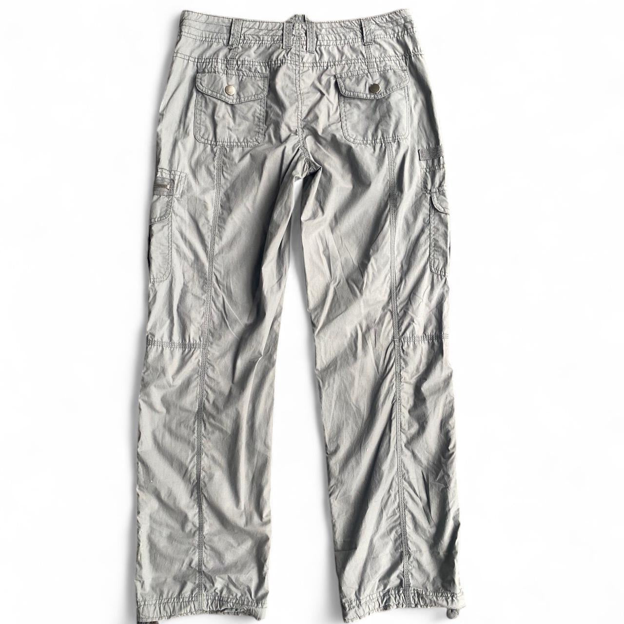 Y2K Grey low-rise cargo pants