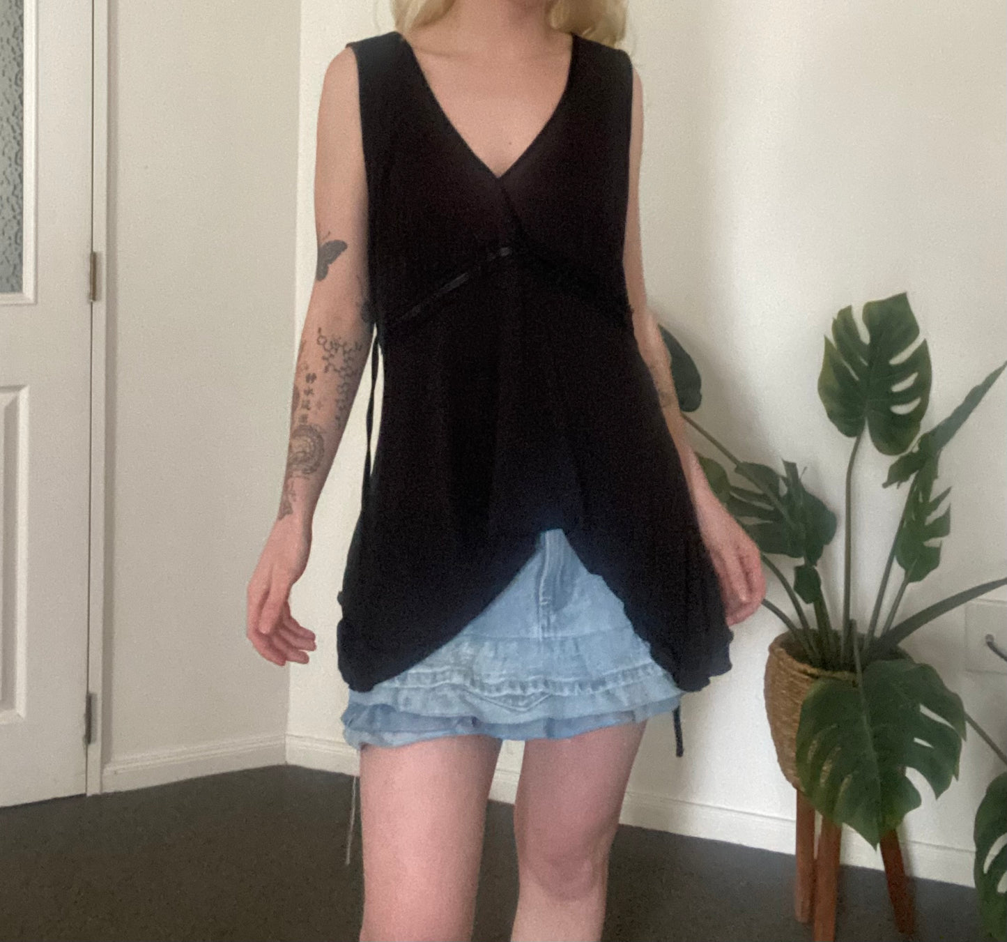 Beautiful Y2K black babydoll lace tie up top