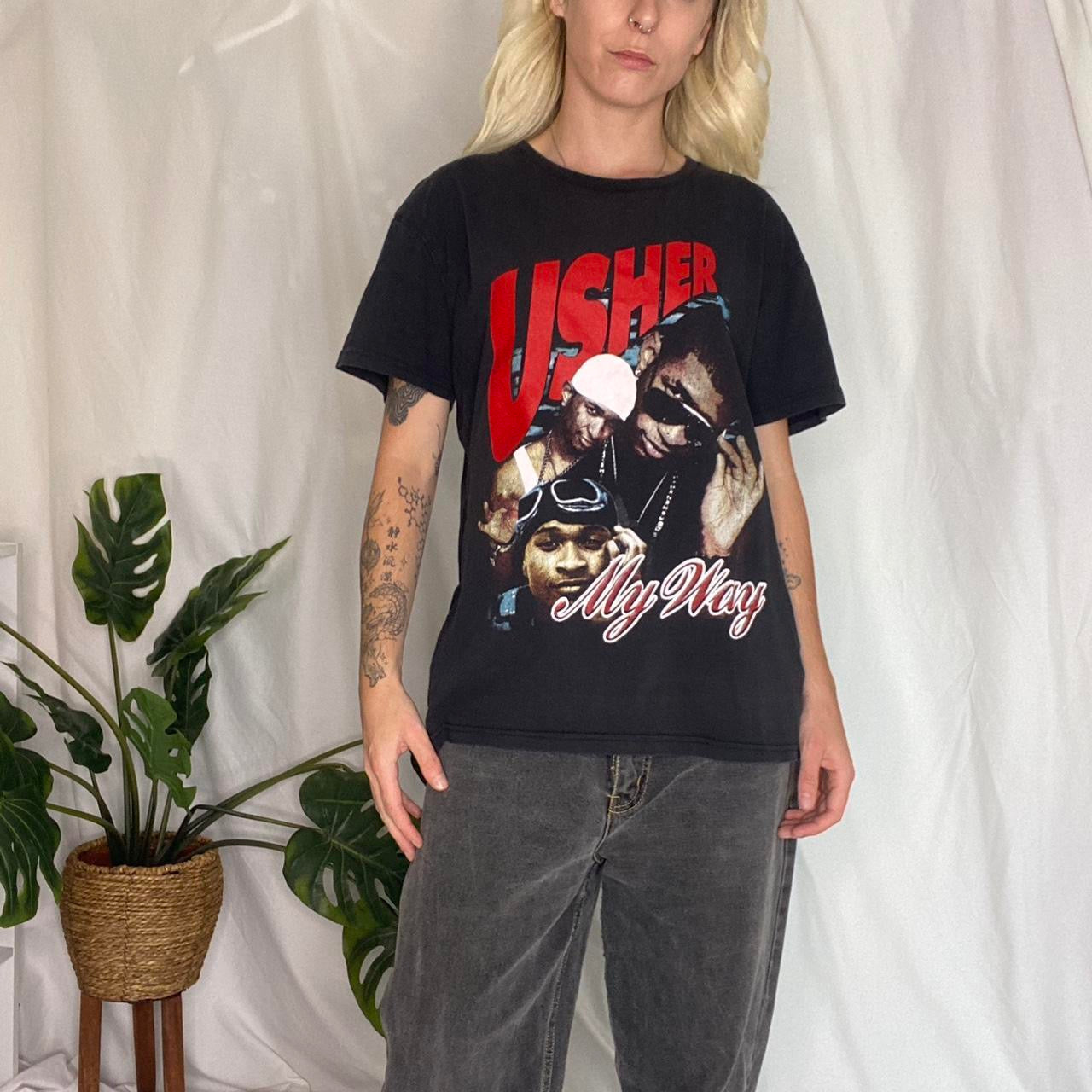 Vintage style Usher Graphic T-shirt