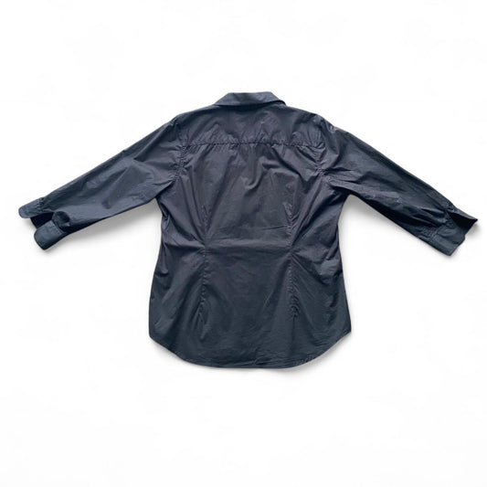 Black 3/4 sleeve fitted button up shirt