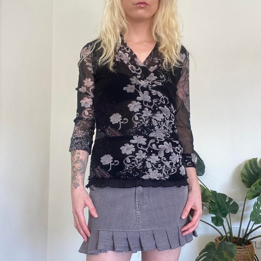 Y2K Black and grey floral mesh 3/4 top