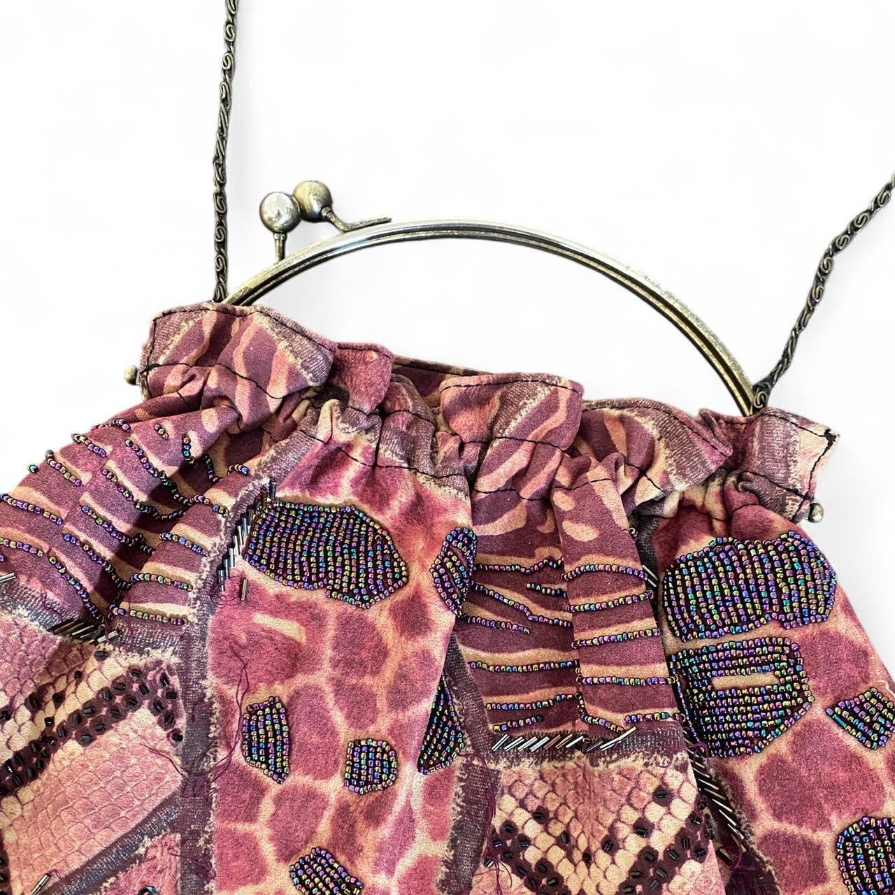 Vintage retro clasp bag purse with chain!